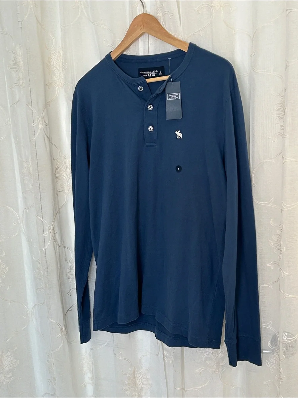 NWT Abercrombie & Fitch Blue Henley Long Sleeve Men's Large Shirt